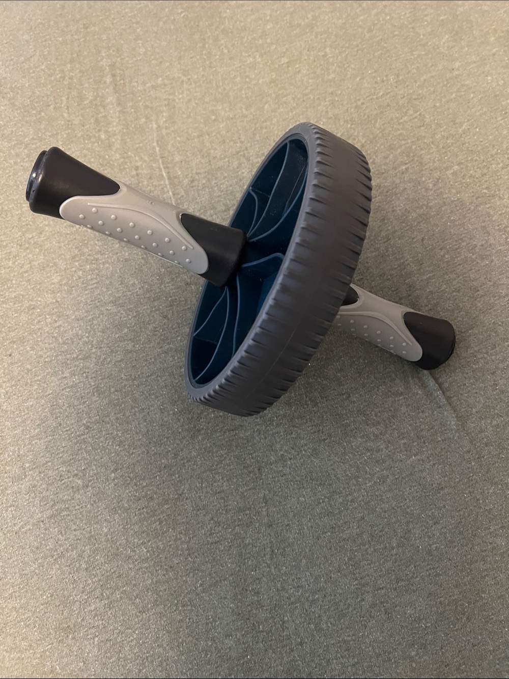 RBX Gray and Black Ab Wheel with Textured Handles